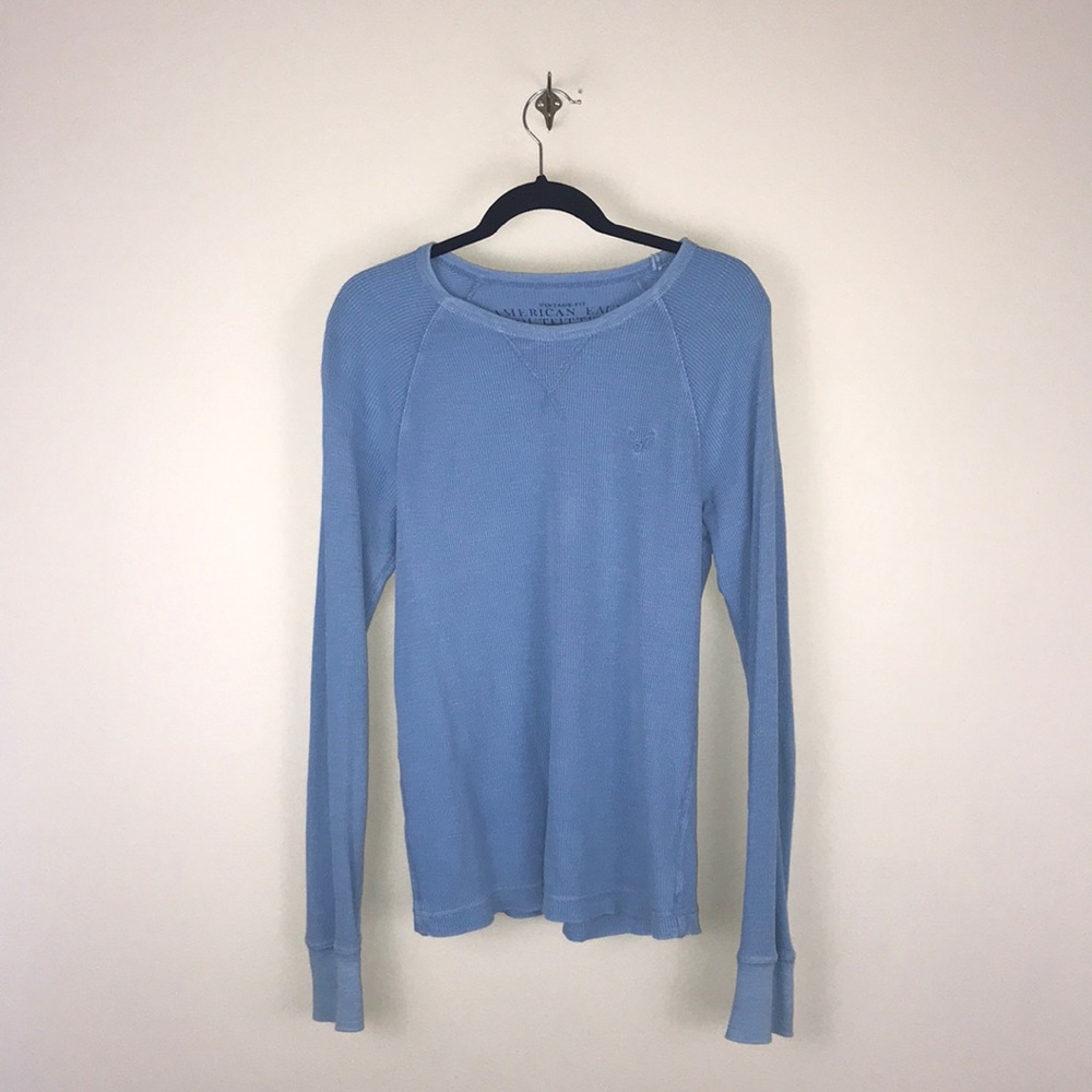 AE light blue thermal long sleeve